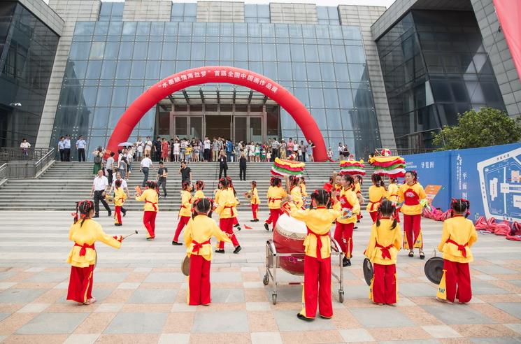 ��ˮī���麣˿�Ρ��׽�ȫ���й���չ�ڸ��忪Ļ