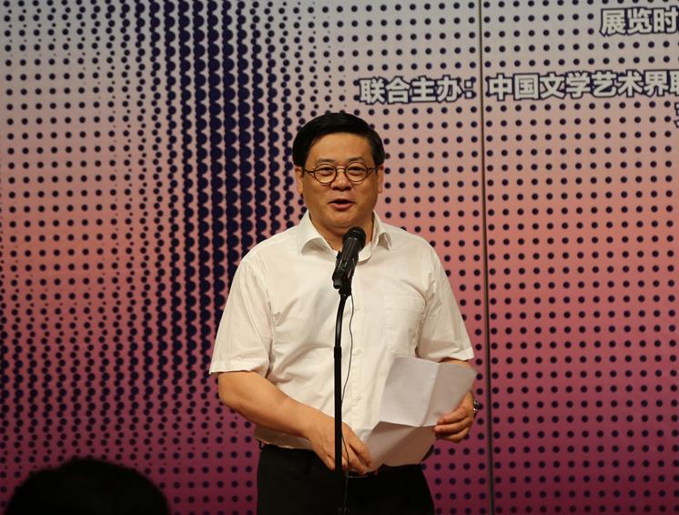 ��������ȫ������������Ʒչ�����ھ���Ļ