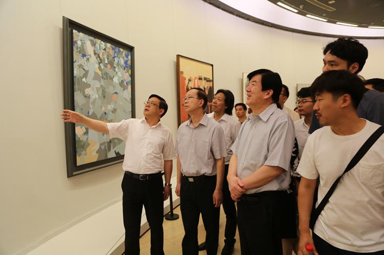 ��������ȫ������������Ʒչ�����ھ���Ļ