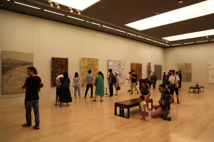 ��������ȫ������������Ʒչ�����ھ���Ļ