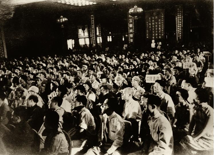 中美协举办“不忘初心,重温入党志愿书”主题党日活动