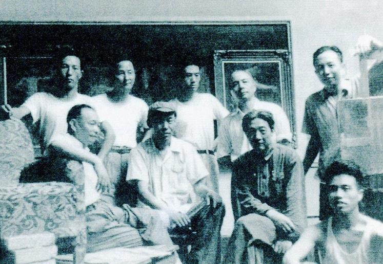 中美协举办“不忘初心,重温入党志愿书”主题党日活动