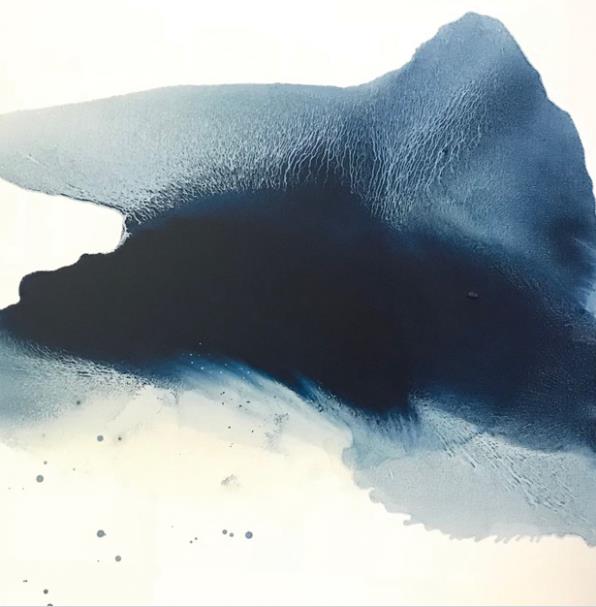 �й����񡪡����Ľ��й��ͻ�����չ