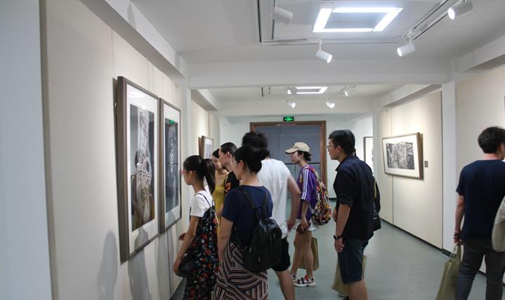河北古村落主题美术作品巡展第三站在京开幕