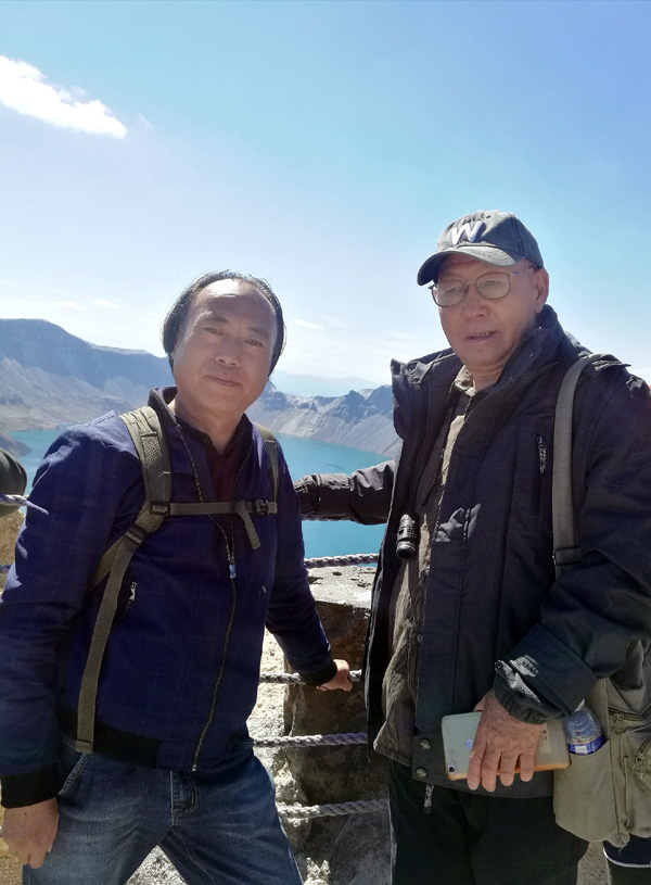 ��������ϯ�빬���ѽ��ں�Ӱ