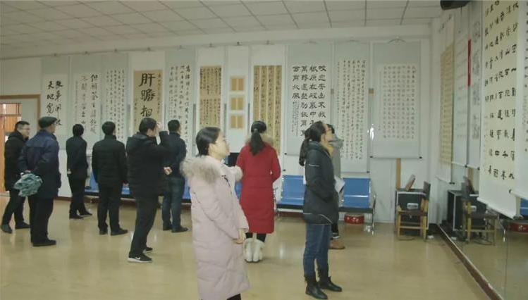 �ӱ������ؾٰ�2019���´��黭չ