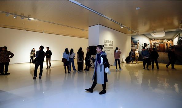 ����Ĭ�����ˡ�����³ŵ���߶����ء�������Ժ��չ