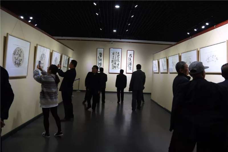 “梨园游春”庆祝阳信梨花会30年首届中国画名家邀请展启幕