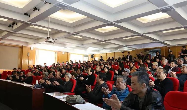 天津美协召开美术创作会议备战全国美展