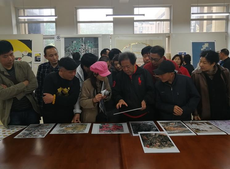 ��ʮ����ȫ����չ������ר�����Ħָ������