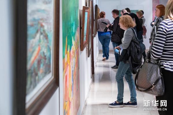 �����������¡��ж����������ͻ���Ʒչ��Ī˹�ƾٰ�