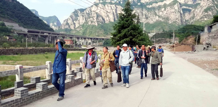 ���ն�̫�С�ī��ƽ˳�������黭����ƽ˳��