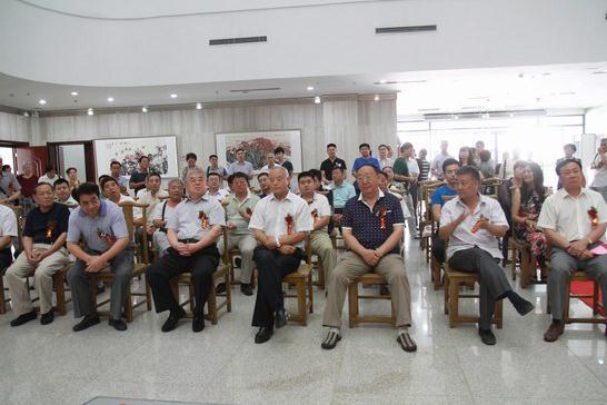 岱风儒韵--杜中良、李玉凤国画展在泰安举行