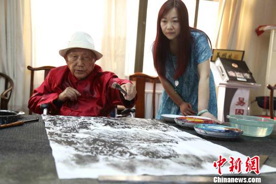 101042220.jpg 101042220.jpg