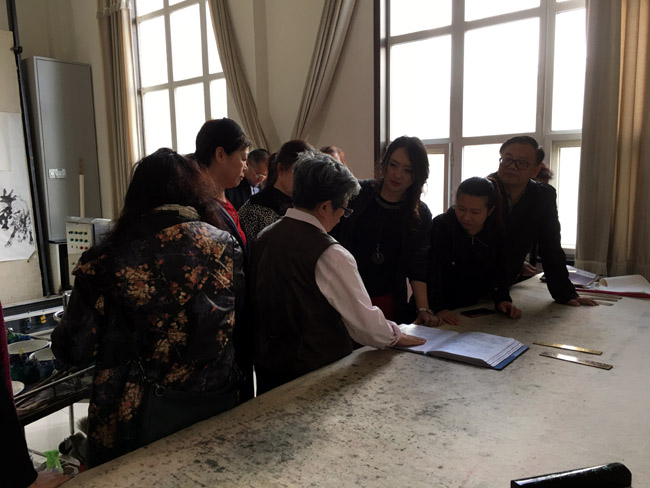 11-锟斤拷志学锟斤拷师为学员锟斤拷锟斤拷图.jpg 11-锟斤拷志学锟斤拷师为学员锟斤拷锟斤拷图.jpg