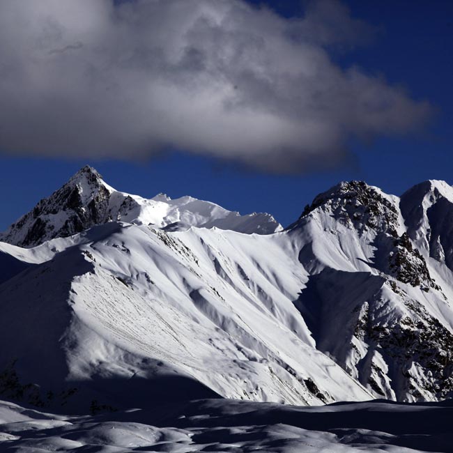 加宏杰摄 墨脱,中国最后一个通公路的雪山 (2).JPG 加宏杰摄 墨脱,中国最后一个通公路的雪山 (2).JPG