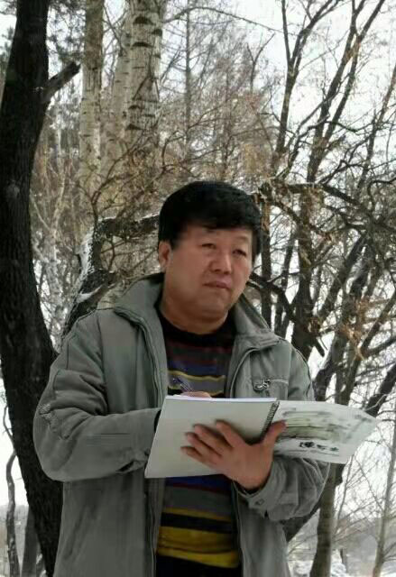 作者孙永贵在白桦林中写生 .jpg 作者孙永贵在白桦林中写生 .jpg