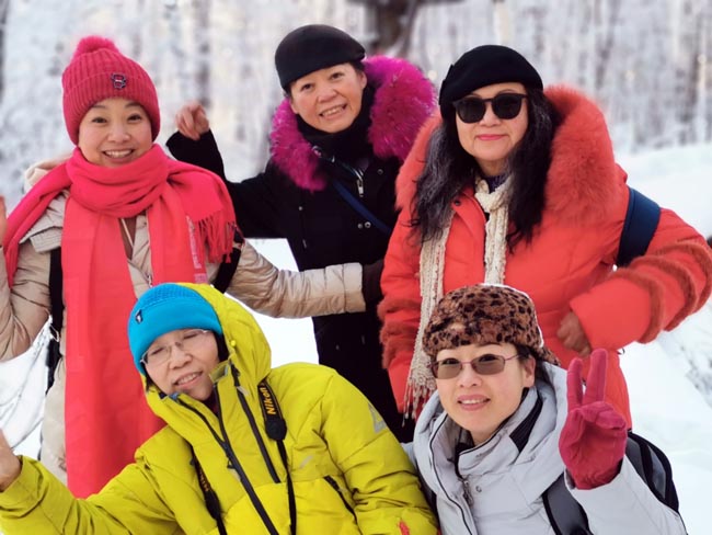 冰雪画派女将在阿尔山2019_12_15_09_36_IMG_5804 (2).JPG 冰雪画派女将在阿尔山2019_12_15_09_36_IMG_5804 (2).JPG