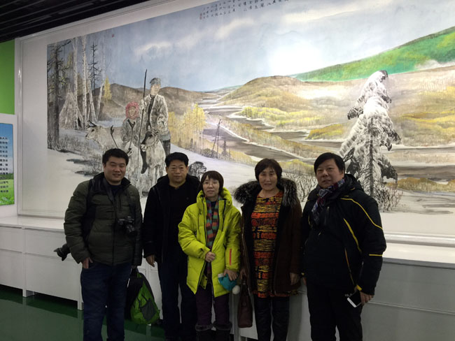 冰雪画派与得可、赵四新在根河汗马生态文化馆开馆仪式上 杨琨摄 IMG_4738.JPG 冰雪画派与得可、赵四新在根河汗马生态文化馆开馆仪式上 杨琨摄 IMG_4738.JPG