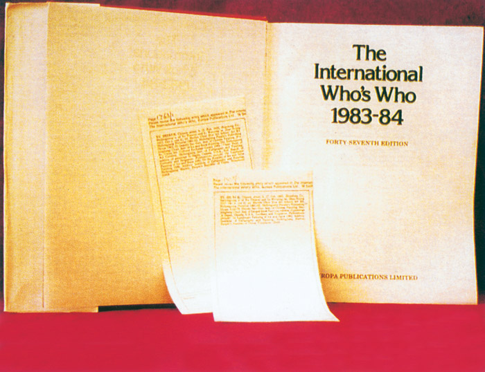 1983年于志学被英国伦敦出版中心收入《世界名人录》,成为中国大陆第一位进入该领域的艺术家.jpg 1983年于志学被英国伦敦出版中心收入《世界名人录》,成为中国大陆第一位进入该领域的艺术家.jpg
