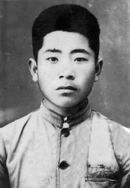 1955年于志学在肇东一中.jpg 1955年于志学在肇东一中.jpg